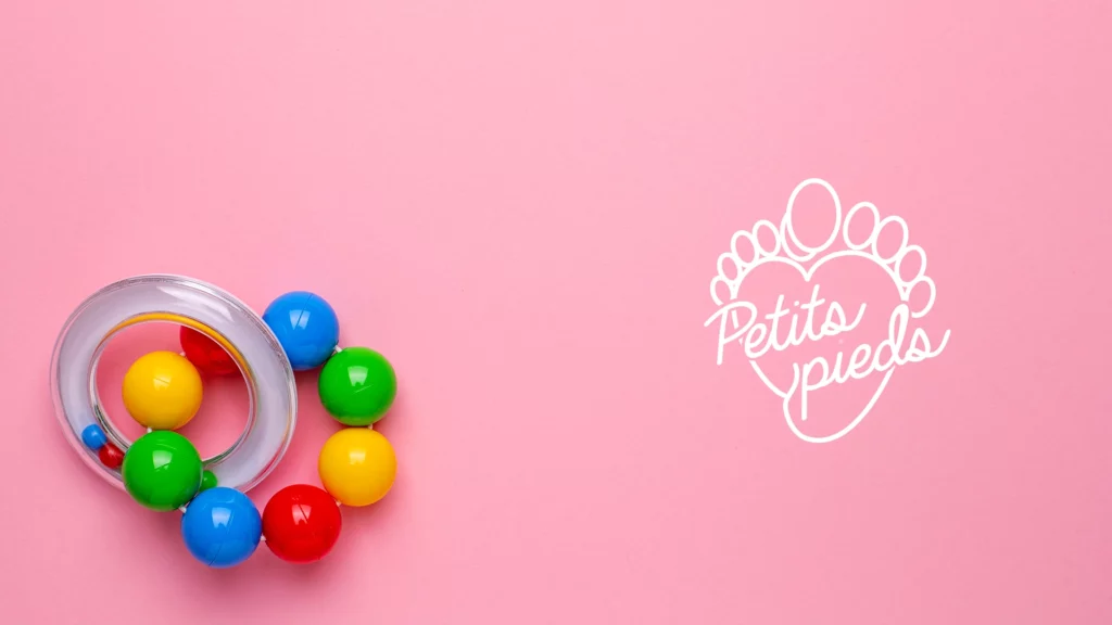 Logo Micro crèche Petits pieds